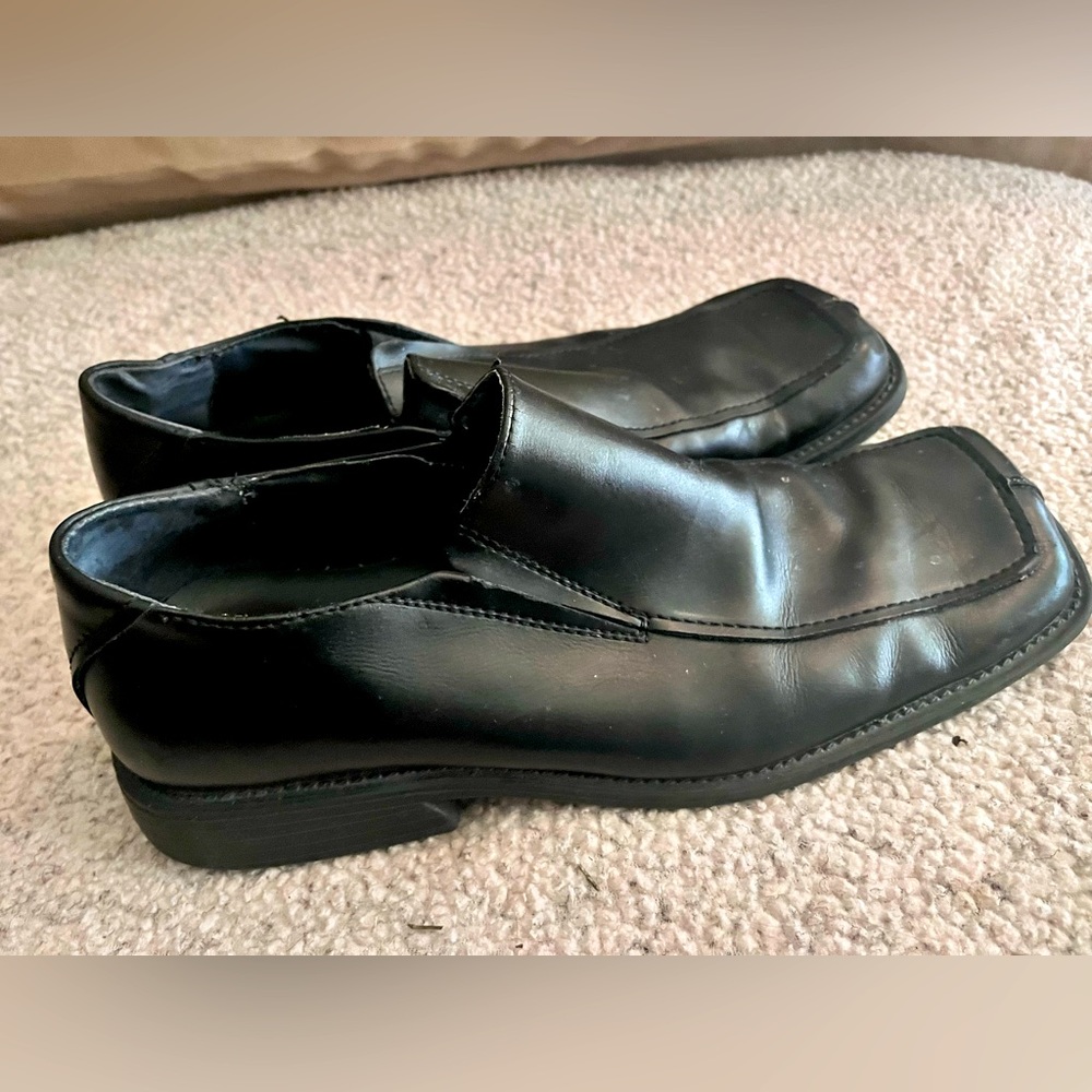 Medina Size 11 Black Square Toe Men’s slip-on